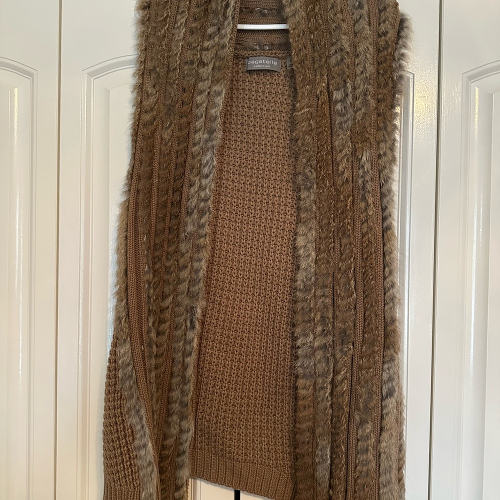 Bagatelle Brown Knit Vest with Fur Trim